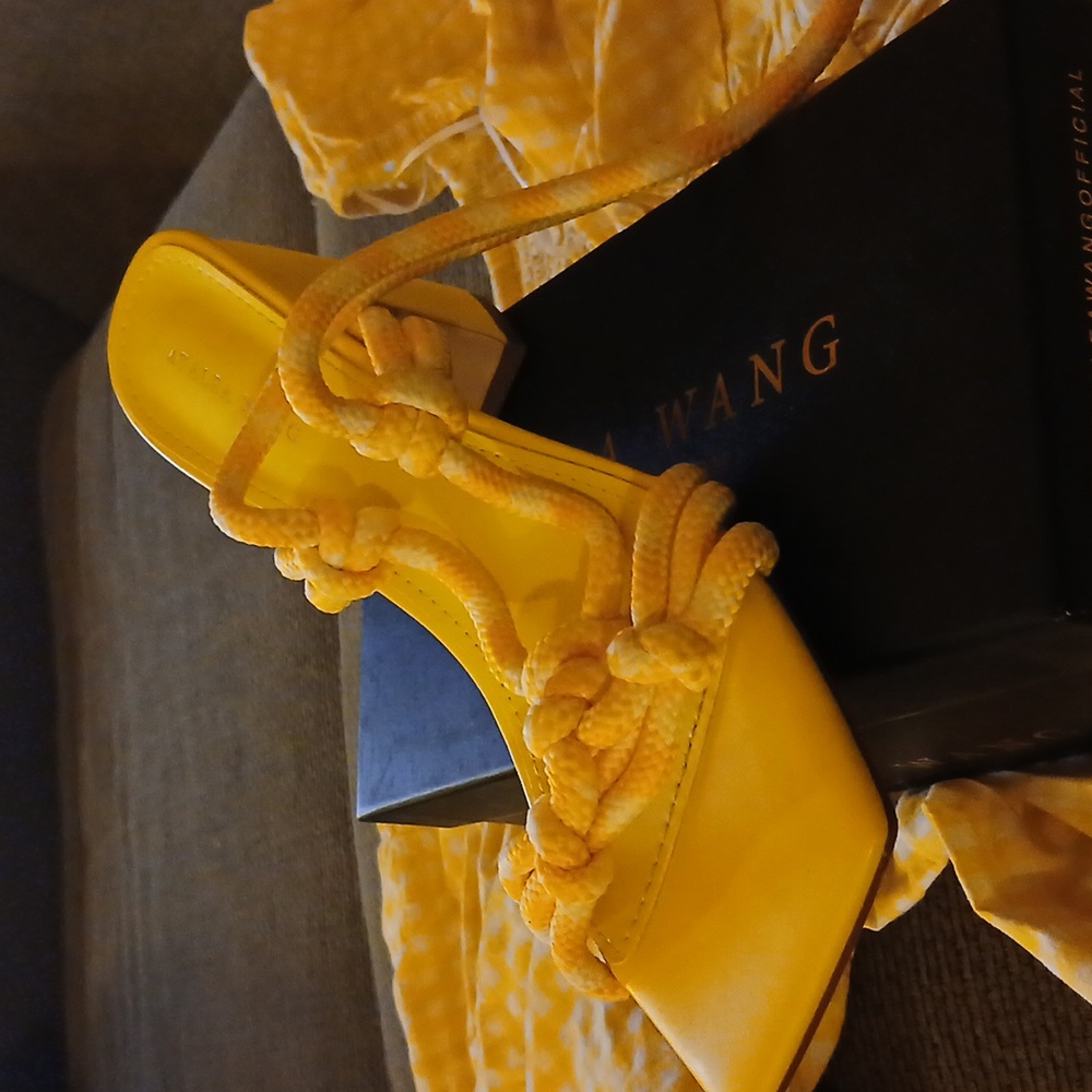AKIRA sandals - Picture 2 of 10
